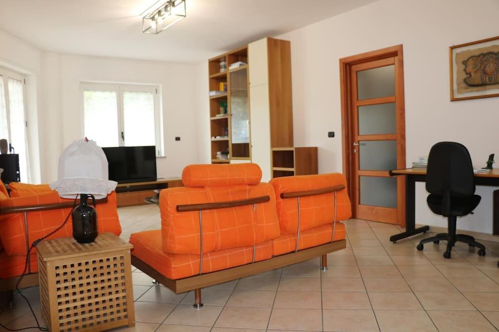 Officium Su Piazzetta Turim Exterior foto
